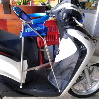Ghế ga xếp inox cao cấp, vòng bảo hiểm, dây đai, phù hợp Scoopy Vision Vario SH – 265.300₫ 5