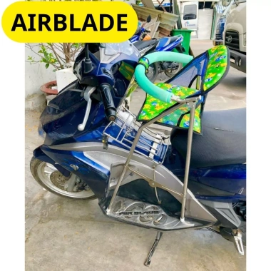 Ghế Ga Xếp Inox Gấp Gọn Airblade 2.014 Nay An Toàn Cho Bé Kèm Dây Đai 100x4cm 3