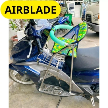 Ghế Ga Xếp Inox Gấp Gọn Airblade 2.014 Nay An Toàn Cho Bé Kèm Dây Đai 100x4cm 8