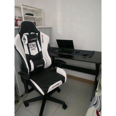 Ghế Gaming Extreme Zero V1+ Ngã Lưng 180° – Nâng 3D, Tặng 2 Gối, Chỉ 1.890.000₫