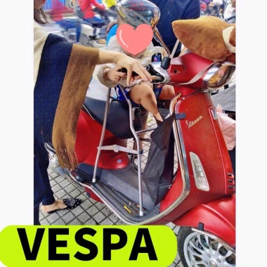 Ghế ngồi Vespa cho bé có vòng bảo hiểm, dây đai an toàn, ga sắt tĩnh điện gấp gọn - 214k 2