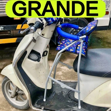 Ghế ngồi xe GRANDE sắt sơn xám có dây đai 1 ghế + 1 dây đai 100x4cm giá 226.800đ 2