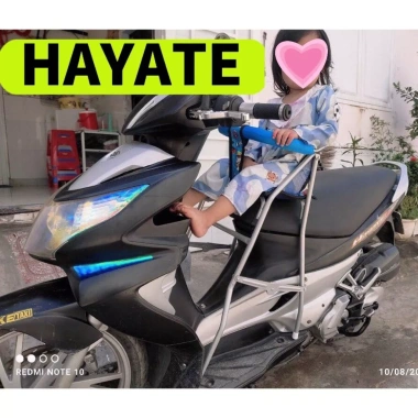 Ghế ngồi xe HAYATE sắt sơn tĩnh điện xám có dây đai 100x4cm - an toàn, thoải mái bé