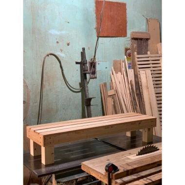 Ghế Pallet gỗ tự nhiên chân vuông 90x30x20cm - Giá ưu đãi 450.000₫ 3 Ghế Pallet gỗ tự nhiên chân vuông 90x30x20cm - Giá ưu đãi 450.000₫ 3