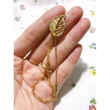 Ghim cài áo dáng dài chất liệu bền, chỉ 20.000đ, giảm, phù hợp mọi trang phục 6 Ghim cài áo dáng dài chất liệu bền, chỉ 20.000đ, giảm, phù hợp mọi trang phục 6