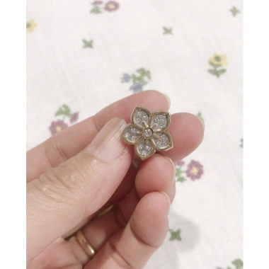 Ghim Pin Cài Áo Siêu Bền 2mm Giá Chỉ 10.000 VNĐ - Khuyến Mãi Giá Gốc 12.000 12 Ghim Pin Cài Áo Siêu Bền 2mm Giá Chỉ 10.000 VNĐ - Khuyến Mãi Giá Gốc 12.000 12