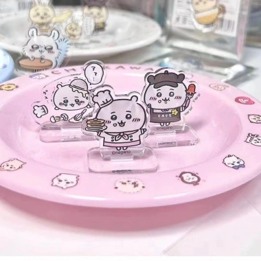Giá Đỡ Bàn Acrylic Họa Tiết Chiikawa 3 Kiểu - Trang Trí Siêu Đẹp Giá 35k
