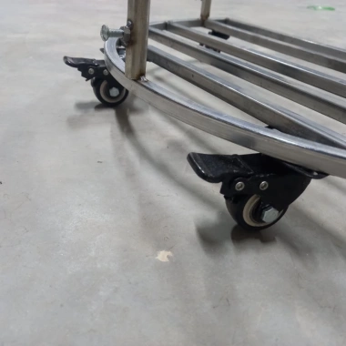 Giá đỡ bao tải thóc gạo có bánh xe - Vận chuyển ngũ cốc nhanh, giá 195.000₫ 3 Giá đỡ bao tải thóc gạo có bánh xe - Vận chuyển ngũ cốc nhanh, giá 195.000₫ 3