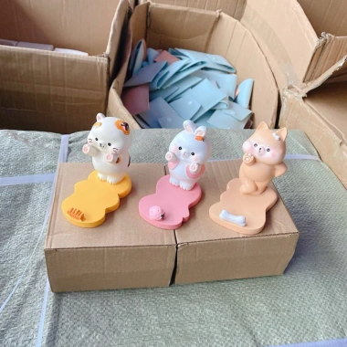 Giá Đỡ Điện Thoại Thú Cute Bằng Sứ Siêu Xinh - Giá Chỉ 58.000 VNĐ, Tiết Kiệm 9 Giá Đỡ Điện Thoại Thú Cute Bằng Sứ Siêu Xinh - Giá Chỉ 58.000 VNĐ, Tiết Kiệm 9