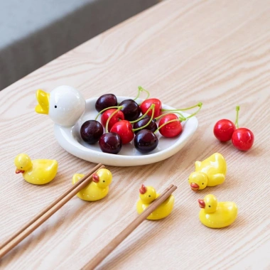 Giá đỡ đũa NLINNI hình con vịt hoạt hình gốm sứ Nhật Bản - 53.900đ