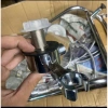 Giá đỡ sen giường gội đầu gác vòi - Tiết kiệm, lắp nhanh, chỉ 145.000 VND 3