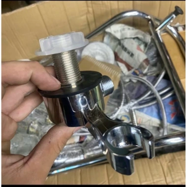 Giá đỡ sen giường gội đầu gác vòi - Tiết kiệm, lắp nhanh, chỉ 145.000 VND 3 Giá đỡ sen giường gội đầu gác vòi - Tiết kiệm, lắp nhanh, chỉ 145.000 VND 3