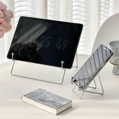 Giá Đựng Điện Thoại Ipad Kim Loại COLEEN – Bàn Học, Trang Trí Basic Giá 25.000 VNĐ