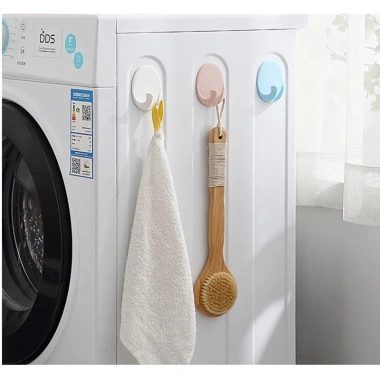 Giá Móc Nhựa Taky Gài Phích Điện Dán Tường - Treo Đồ Đa Năng, Tiện Dụng, Nhiều Màu 19.000₫