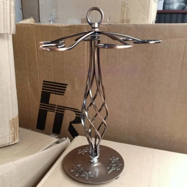 Giá treo ly rượu vang xoắn đồng cao cấp, thiết kế sang trọng, giảm giá 164.500₫