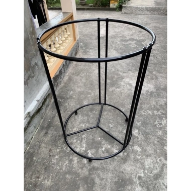 Giá tròn treo quần áo shop - Giá siêu rẻ 380k, tặng kèm 10 móc nhựa 7 Giá tròn treo quần áo shop - Giá siêu rẻ 380k, tặng kèm 10 móc nhựa 7