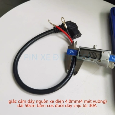 Giắc cắm dây nguồn xe điện 4.0mm 30A dài 50cm bấm cos đuôi dây chịu tải 2 Giắc cắm dây nguồn xe điện 4.0mm 30A dài 50cm bấm cos đuôi dây chịu tải 2
