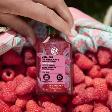 Giấm xả tóc Yves Rocher Shine With Raspberry 150ml - Bóng mượt, giảm giá 427k