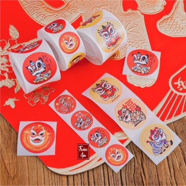 Giao đơn từ 30k - 50 tem dán Lân Tết tròn 3.8cm in bóng, sắc nét, giá chỉ 27.000đ cho Năm Mới New Year