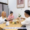 Giấy ăn Gấu Trúc Top Gia 30 gói 4 lớp mix 3 màu - Siêu mềm, thấm hút, giá 45.000 VND 5
