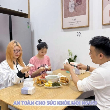 Giấy ăn Gấu Trúc Top Gia 30 gói 4 lớp mix 3 màu - Siêu mềm, thấm hút, giá 45.000 VND 5 Giấy ăn Gấu Trúc Top Gia 30 gói 4 lớp mix 3 màu - Siêu mềm, thấm hút, giá 45.000 VND 5