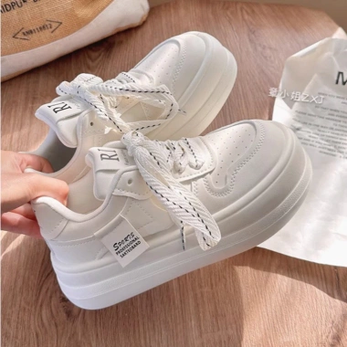 Giày bánh mì nữ thời trang cao cấp - Sneaker 35 Shoes giảm giá 822.500₫