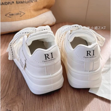 Giày bánh mì nữ thời trang cao cấp - Sneaker 35 Shoes giảm giá 822.500₫