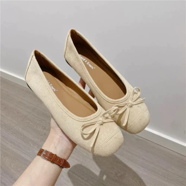 Giày bệt búp bê nơ nhỏ mũi vuông đế mềm êm - Giá 220.000đ, thời trang