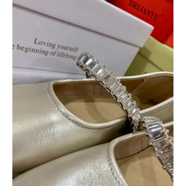 Giày Bệt Quai Đá Cao Cấp Nhũ Vàng Đồng Da Mềm, Size 34‑41 Giá Ưu Đãi 145k