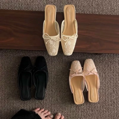 Giày bệt sục gót vuông thắt nơ đế cao 3cm và Dép sục ren thêu mùa hè S3 - Giá ưu đãi 229.500₫ 3
