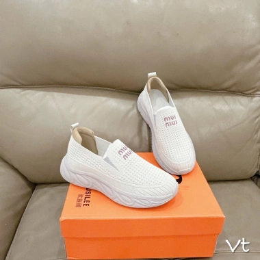 Giày bệt thể thao Môka Hg size 35-3 Fullbox siêu êm chân, màu xinh, chỉ 538k