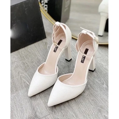Giày bít mũi cài quai Da lụa xước nhũ Bling - Phom 1.5, giảm còn 159.000₫