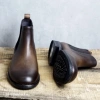 Giày boot Chelsea da bê đen nâu mũi tròn nam tính - Giá chỉ 6,337,500₫, giảm 23% 5