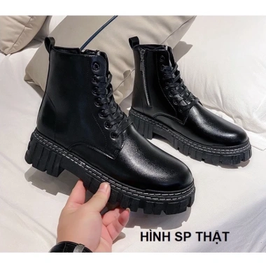Giày Boot Combat Nam Da Láng - Phong Thái Lính, Cột Dây Tính Tình, Giá Ưu Đãi 1.023.750₫ 20 Giày Boot Combat Nam Da Láng - Phong Thái Lính, Cột Dây Tính Tình, Giá Ưu Đãi 1.023.750₫ 20