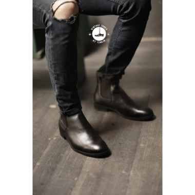 Giày boot nam cổ lửng Chelsea màu đen da bò thật Tonkin - Giá giảm 3.09 triệu 2 Giày boot nam cổ lửng Chelsea màu đen da bò thật Tonkin - Giá giảm 3.09 triệu 2