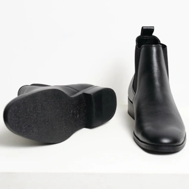 Giày boot nam cổ lửng Chelsea màu đen da bò thật Tonkin - Giá giảm 3.09 triệu 6 Giày boot nam cổ lửng Chelsea màu đen da bò thật Tonkin - Giá giảm 3.09 triệu 6