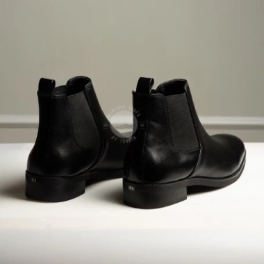 Giày boot nam cổ lửng Chelsea màu đen da bò thật Tonkin - Giá giảm 3.09 triệu 7 Giày boot nam cổ lửng Chelsea màu đen da bò thật Tonkin - Giá giảm 3.09 triệu 7
