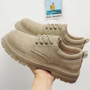 Giày Boot Nam Cổ Thấp Màu Cát Retro GN438 – Giá 1,300,000₫, Phong Cách Đậm Chất 6 Giày Boot Nam Cổ Thấp Màu Cát Retro GN438 – Giá 1,300,000₫, Phong Cách Đậm Chất 6