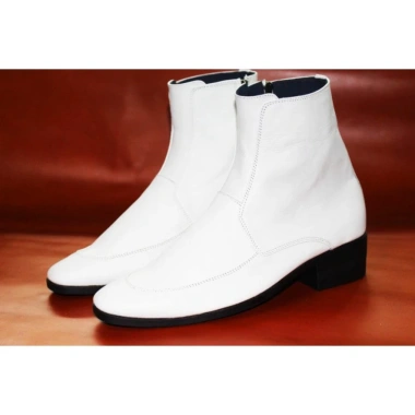Giày boot nam da bò thật màu trắng B200 - Giá ưu đãi 2.759.250₫, phong cách 2 Giày boot nam da bò thật màu trắng B200 - Giá ưu đãi 2.759.250₫, phong cách 2