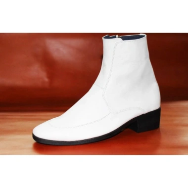 Giày boot nam da bò thật màu trắng B200 - Giá ưu đãi 2.759.250₫, phong cách 3 Giày boot nam da bò thật màu trắng B200 - Giá ưu đãi 2.759.250₫, phong cách 3