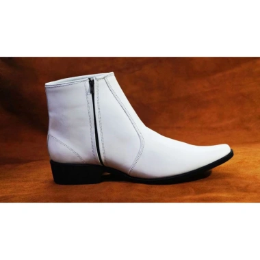 Giày boot nam da bò trắng B169 – Bảo hành 12 tháng, giảm giá 18% chỉ 2.271.750₫ 3