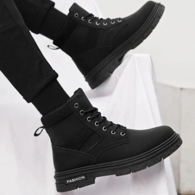 Giày Boot Nam Da Mờ Black GN451 GN394 - Giá ưu đãi 1,462,500₫, phong cách hiện đại