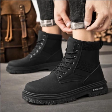 Giày Boot Nam Da Mờ Black GN451 GN394 - Giá ưu đãi 1,462,500₫, phong cách hiện đại