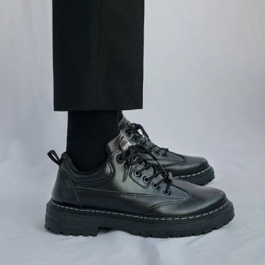 Giày Boot Nam KIN Cổ Thấp GN353-GN379 - Da thật, Đế chống trượt, Giá 1.365.000₫ 10 Giày Boot Nam KIN Cổ Thấp GN353-GN379 - Da thật, Đế chống trượt, Giá 1.365.000₫ 10