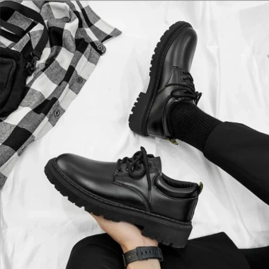 Giày Boot Nam Martin GN271 Đen - Thiết Kế Bền Bỉ, Độ Bám Cao, Giá 1.365.000 VNĐ 7