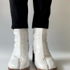 Giày boot nam Walker 813W trắng - Da cao cấp, thiết kế hiện đại, giá 13 triệu
