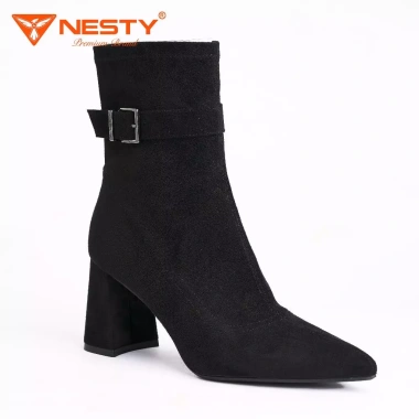 Giày Boot Nữ Nesty Gót Vuông Mũi Nhọn Khóa Cao 8cm - Sang Trọng, Giá 650k