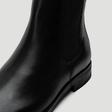 Giày boot THE WOLF Classic Chelsea Boot Đen - Omen Sneaker, giá ưu đãi 958.750₫ 4 Giày boot THE WOLF Classic Chelsea Boot Đen - Omen Sneaker, giá ưu đãi 958.750₫ 4