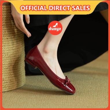 Giày búp bê da bóng gót dày mũi vuông đính nơ đỏ rượu vang – Thời trang nữ