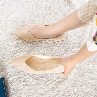 Giày búp bê da lộn nữ thời trang – Đẹp, nhẹ, giá chỉ 207.360₫ giảm tới 20%
